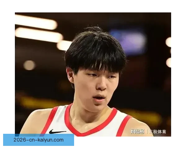 杨瀚森坦言手像叉子般难受期望回开拓者迎来全新表现