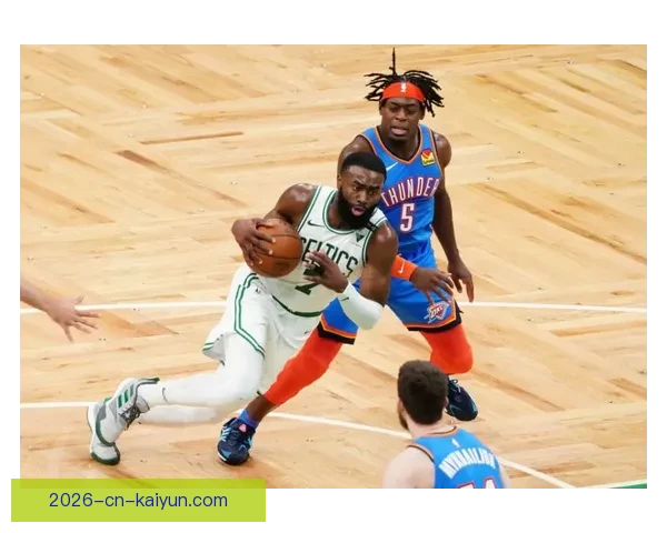 布朗赛季第33次得分30+平皮尔斯队史第5位置 称对战雷霆渴望胜利